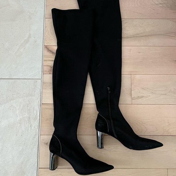 Thigh-high boots - Picture 6 of 6